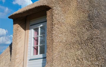 Fraisthorpe thatch roof disadvantages